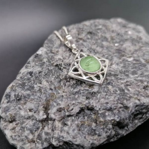 Memory Ashes in Glass Silver Celtic Square Pendant