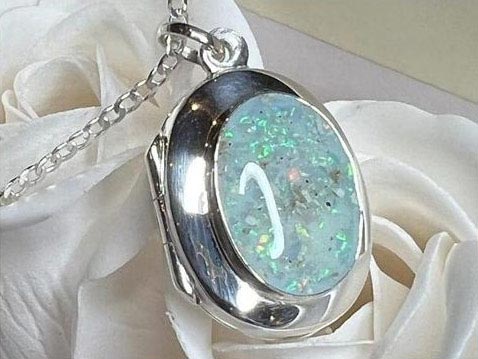 Aura-Star Ashes Necklace - Memory Locket