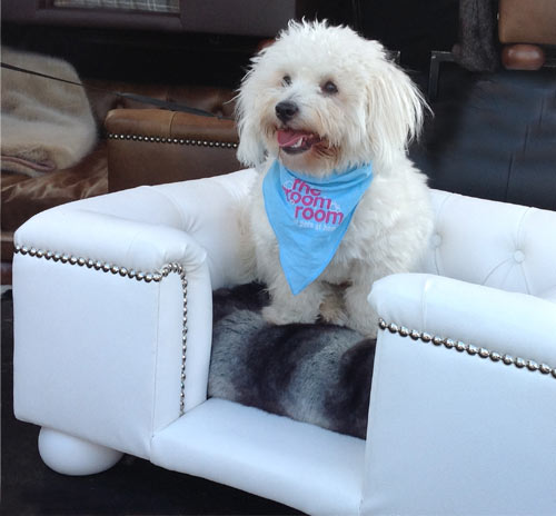 Sandringham White Faux Leather Dog Bed