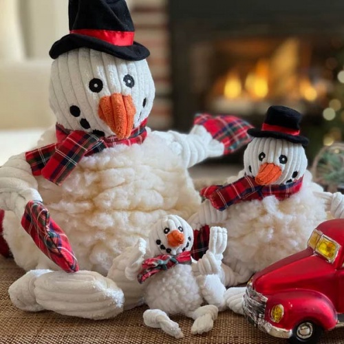 FlufferKnottie McSnowy the Snowman