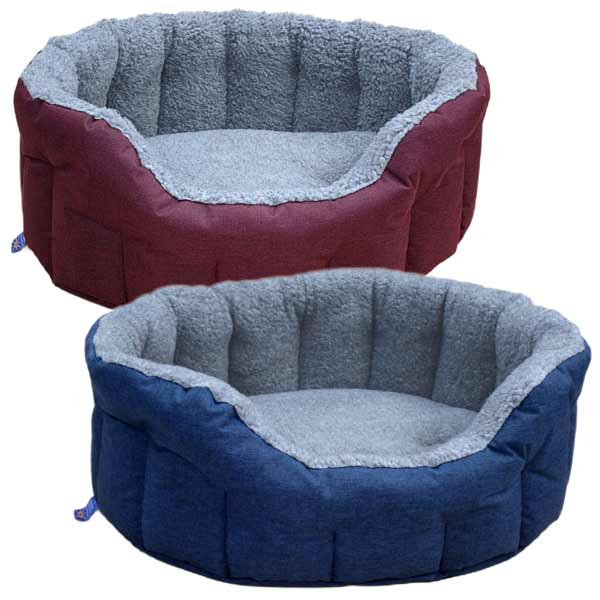 P&L Hardwearing Oval Fleece Lined Dog Bed UK Made D for Dog