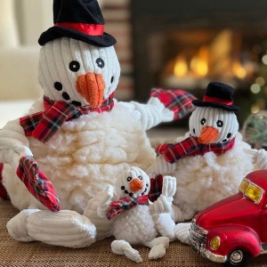 FlufferKnottie McSnowy the Snowman