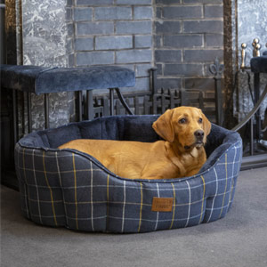 Navy Tweed Oval Snuggle Bed